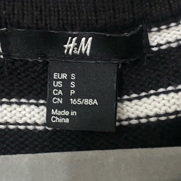 H&M Black and White Striped Gold Button Cardigan Sweater - Picture 4 of 5